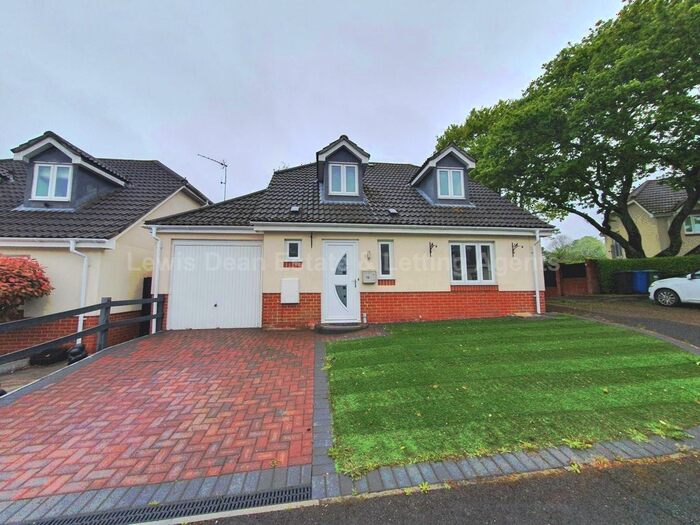 Houses to rent in Hamworthy, BH15, Poole