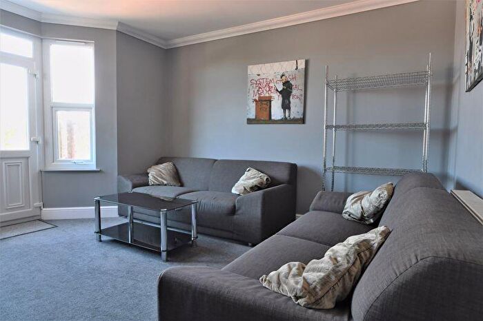 6 Bedroom Terraced House To Rent In Ewhurst Road, Brighton, BN2