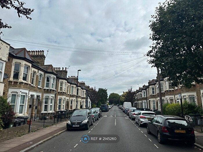 2 Bedroom Flat To Rent In Gosterwood Street, London, SE8