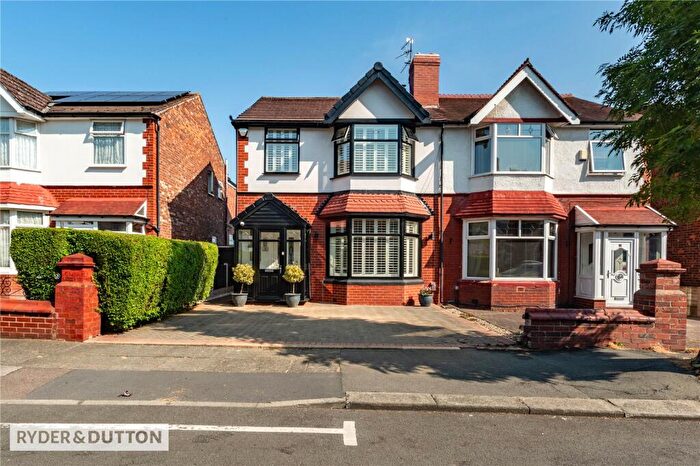 3 Bedroom Semi-Detached House For Sale In Kearsley Road, Crumpsall, Manchester, M8