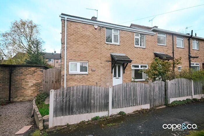 3 Bedroom End Of Terrace House To Rent In Oaklands Avenue, Littleover, Derby, Derbyshire, DE23