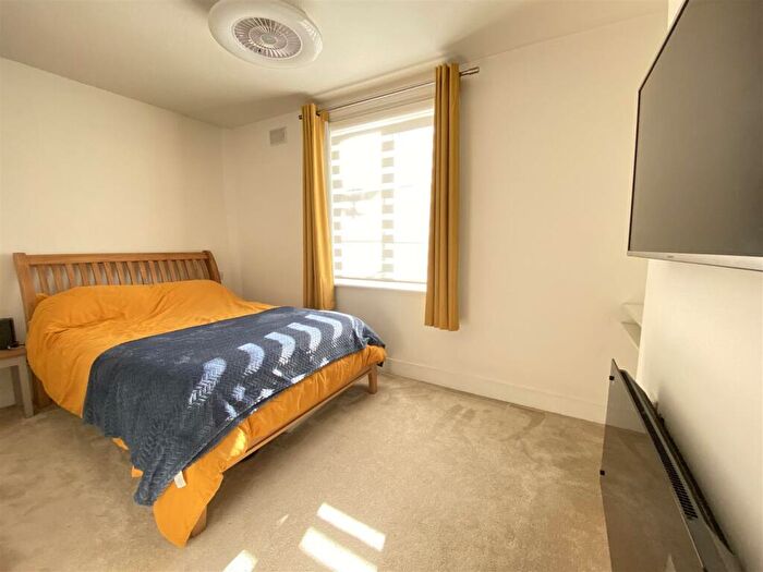 1 Bedroom Flat For Sale In Rowlands Hill, Wimborne, BH21