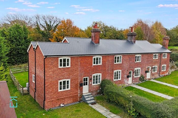 3 Bedroom Cottage To Rent In Shingle Barn Lane, West Farleigh, ME15