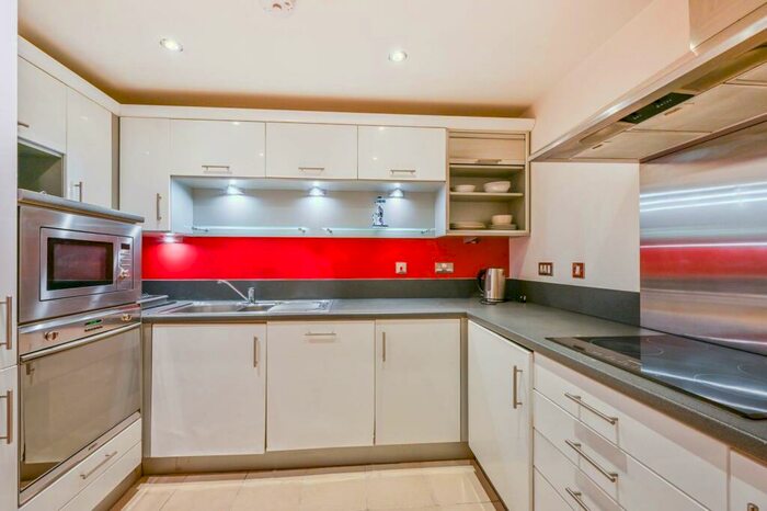 1 Bedroom Flat To Rent In Kingsway, North Finchley, London, N12