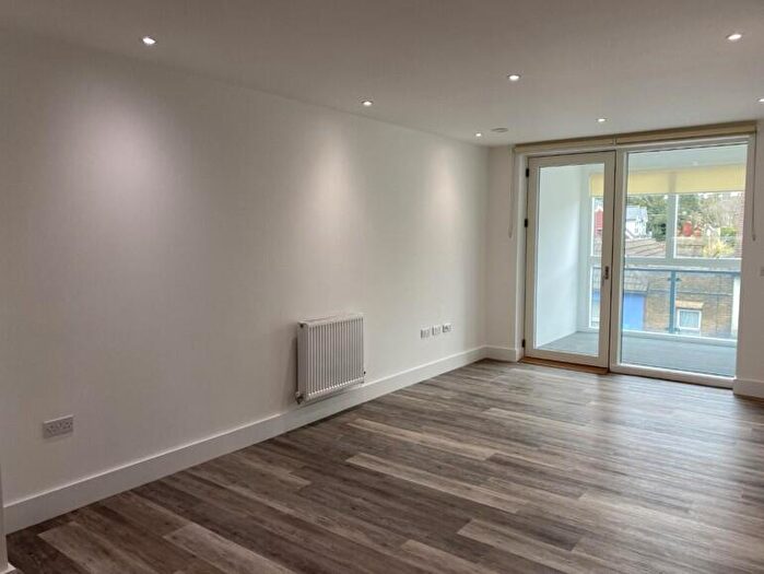 2 Bedroom Flat To Rent In Tower Hill Court, Upper Stone Street, Maidstone, Kent, ME15