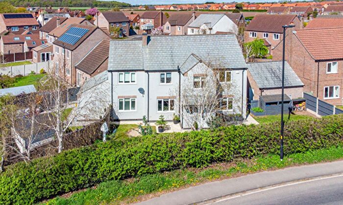 6 Bedroom Detached House For Sale In Millcroft, Brayton, North Yorkshire, YO8