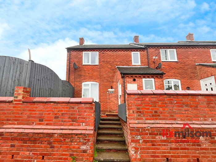 3 Bedroom End Of Terrace House For Sale In High Street, Newhall, DE11