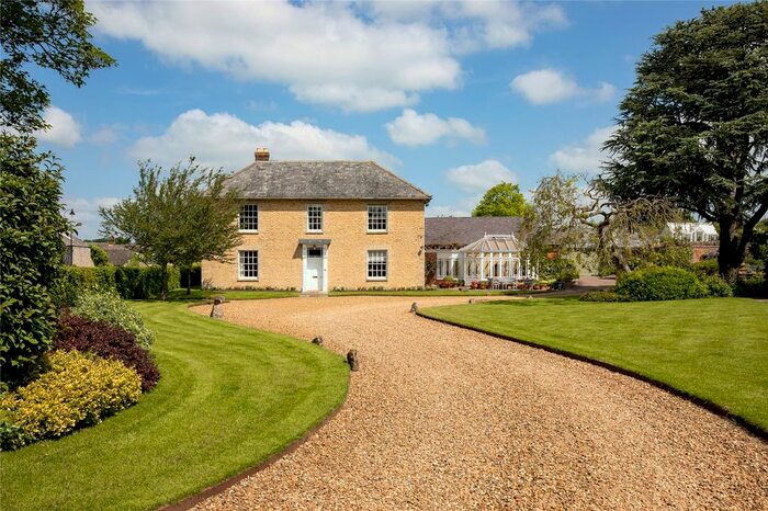 6 Bedroom Country House For Sale In Common Street, Ravenstone, Olney, Buckinghamshire, MK46