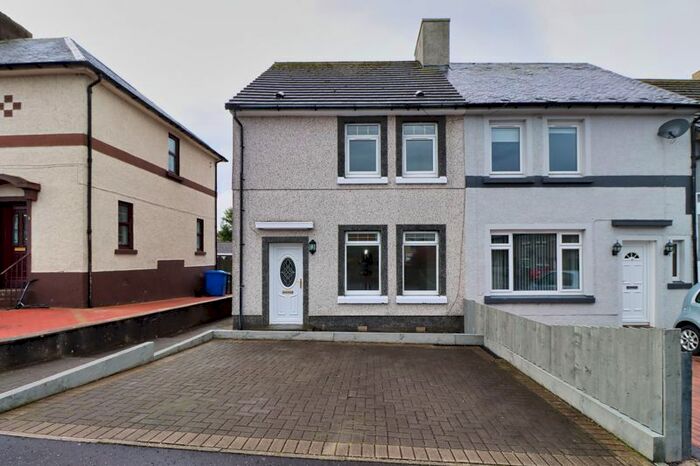 2 Bedroom Terraced House For Sale In Stanley Road, Greenrigg, ML7