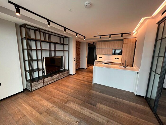 1 Bedroom Apartment To Rent In Hewett Street, London, EC2A