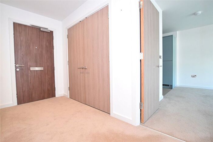 1 Bedroom Flat For Sale In Paul Street, Taunton, Somerset, TA1