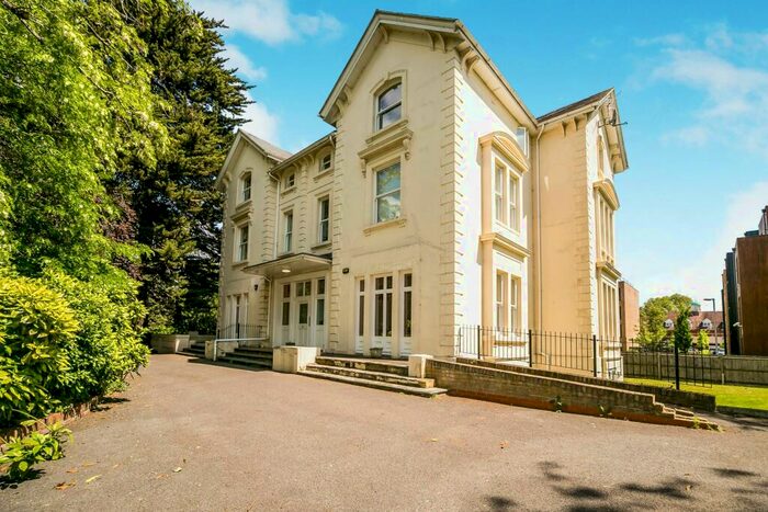 2 Bedroom Apartment To Rent In Kendrick Road, Reading, RG1