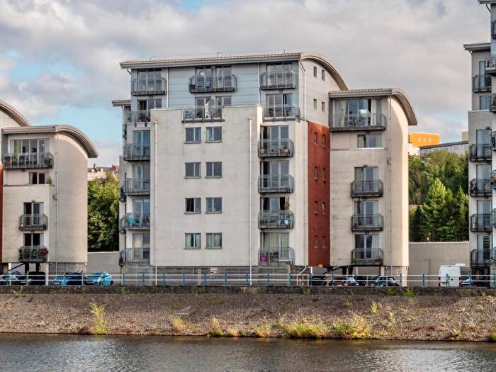 2 Bedroom Flat To Rent In Pierhead View, Penarth Marina, CF64