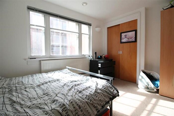 2 Bedroom Apartment To Rent In Warehouse Two, / Plumptre Street, Lace Market, NG1