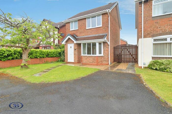 3 Bedroom Detached House For Sale In Merlin Way, Crewe, CW1