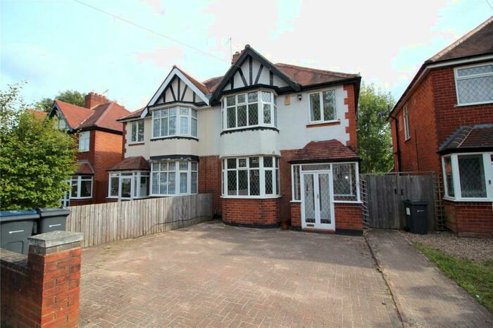 3 Bedroom Semi-Detached House To Rent In Wake Green Road, Birmingham, West Midlands, B13