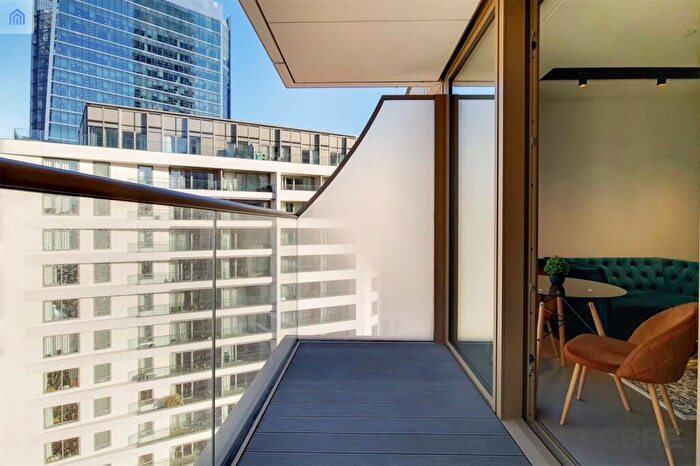 Apartment To Rent In Park Drive, London, E14
