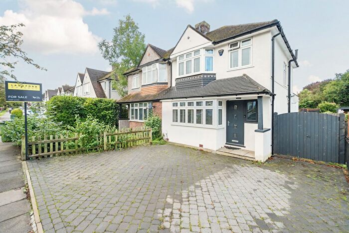 3 Bedroom Semi-detached House For Sale In Gillmans Road, Orpington, BR5