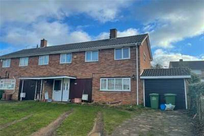 3 Bedroom House To Rent In Whitmore Way, Fryerns, Basildon, SS14