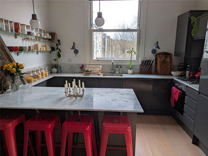 2 Bedroom Flat To Rent In Kilburn High Road, London, NW6