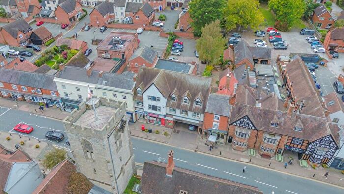 2 Bedroom Apartment To Rent In High Street, Henley-In-Arden, Warwickshire, B95