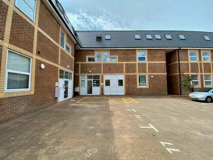 1 Bedroom Apartment To Rent In Gatehouse Way, Aylesbury, HP19