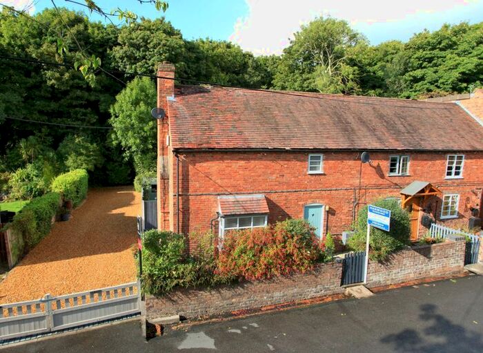 2 Bedroom Cottage For Sale In Lincoln Hill, Ironbridge, Telford, TF8