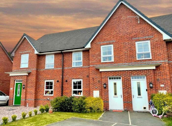 4 Bedroom Terraced House To Rent In Halliwell Court, Sandbach CW11 3Aq