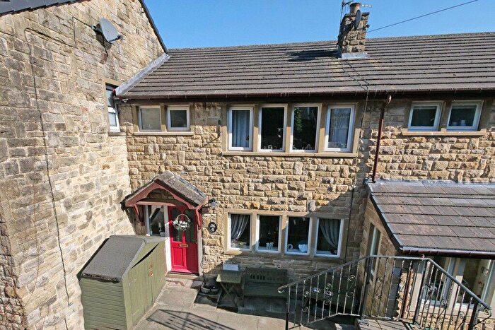 3 Bedroom House For Sale In Cross Hills Road, Cononley, Keighley, West Yorkshire, BD20
