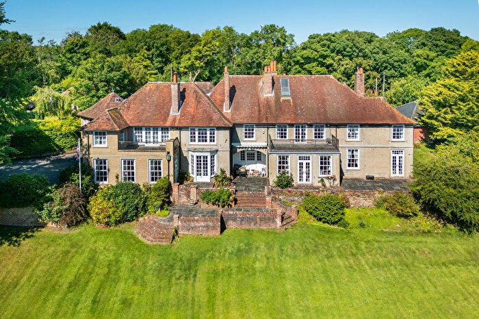 7 Bedroom Country House For Sale In Moulsford, Wallingford, OX10