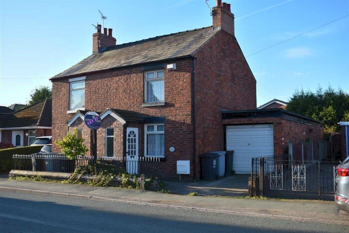 2 Bedroom Semi-Detached House To Rent In North Street, Coppenhall, CW1