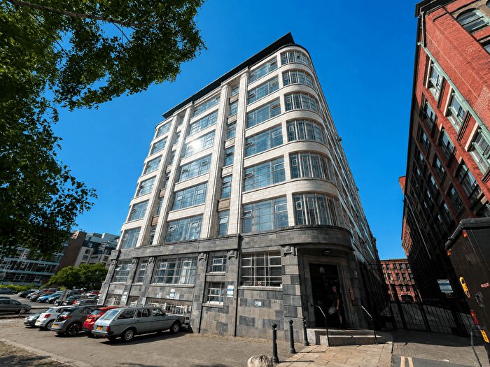 2 Bedroom Apartment For Sale In The Met, Hilton Street, Manchester, M1