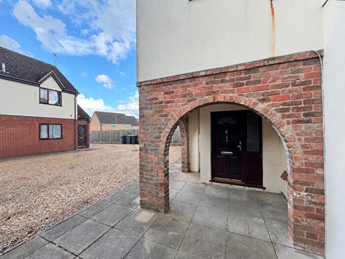 2 Bedroom Flat To Rent In Westfield Avenue, Higham Ferrers, NN10