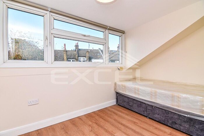 Studio To Rent In Glenmore Road, Belsize Park, London, NW3