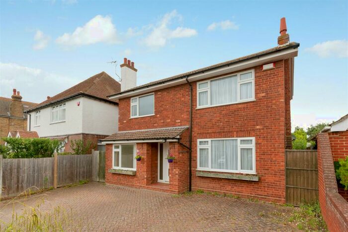 4 Bedroom Detached House To Rent In Queens Road, Tankerton, Whitstable, CT5