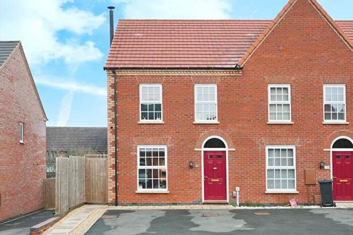 3 Bedroom Terraced House For Sale In School Lane, Ashby-de-la-Zouch, Leicestershire, LE65