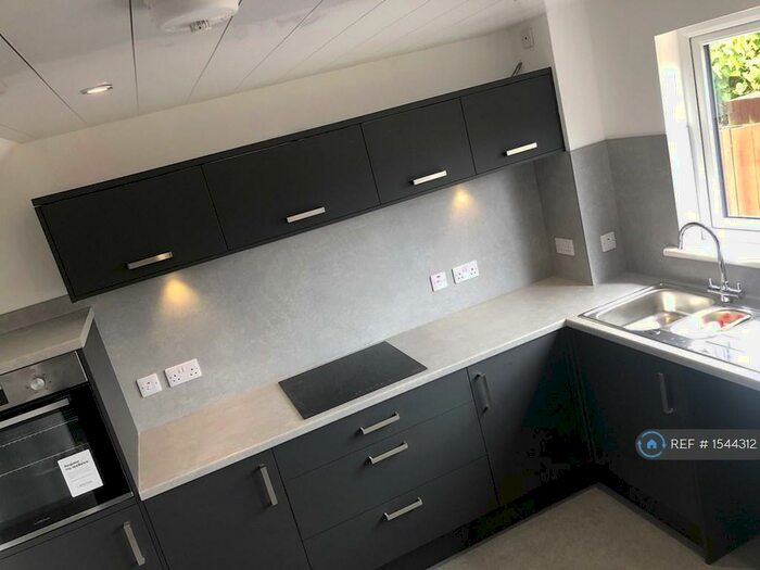 3 Bedroom Terraced House To Rent In Bloomfield Crescent, Arbroath, DD11