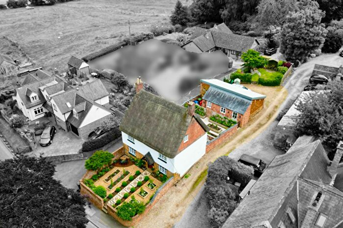 4 Bedroom Detached House For Sale In Nortoft, Guilsborough, Northampton, NN6