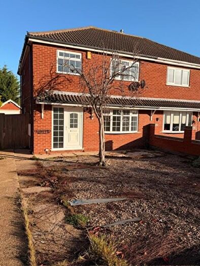 3 Bedroom Semi-Detached House To Rent In Redwood Drive, Cleethorpes, DN35