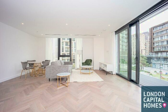 2 Bedroom Apartment To Rent In Gauging Square, London, E1W