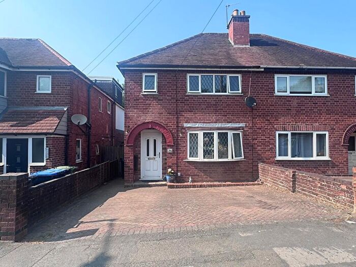 3 Bedroom Semi-Detached House For Sale In Mill End, Kenilworth, CV8