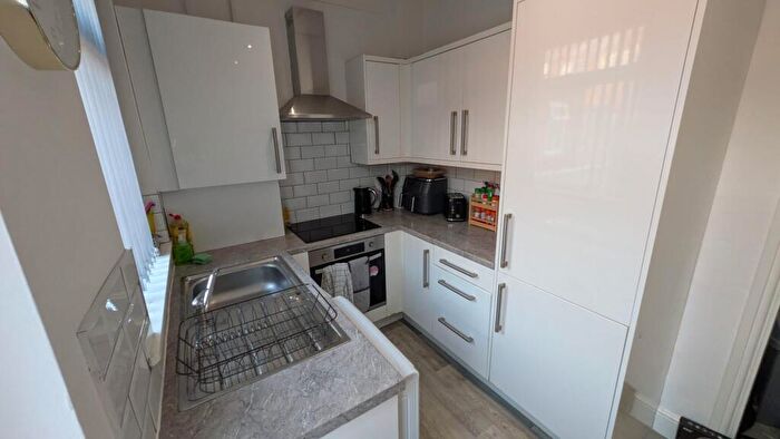 2 Bedroom Terraced House To Rent In Middleton Road, Fairfield, Liverpool, L7