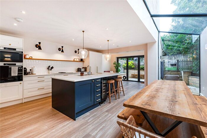 5 Bedroom Semi-Detached House For Sale In Bloomfield Avenue, Bath, Somerset, BA2