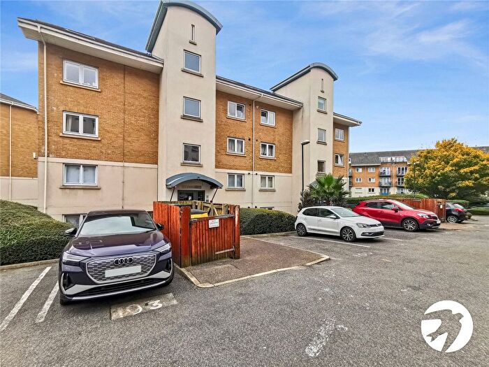 2 Bedroom Flat To Rent In Chichester Wharf, Erith, DA8