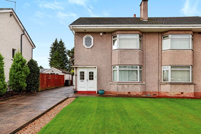 3 Bedroom Semi-Detached House For Sale In Dunvegan Drive, Bishopbriggs, Glasgow, G64