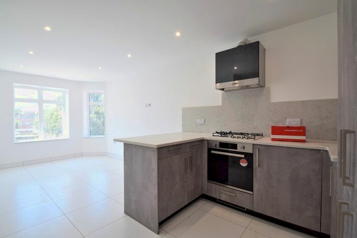 1 Bedroom Flat To Rent In Farnan Road, Streatham, SW16