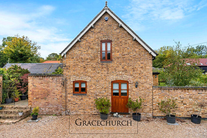 3 Bedroom Detached House For Sale In St Leonards Road, Nazeing, EN9