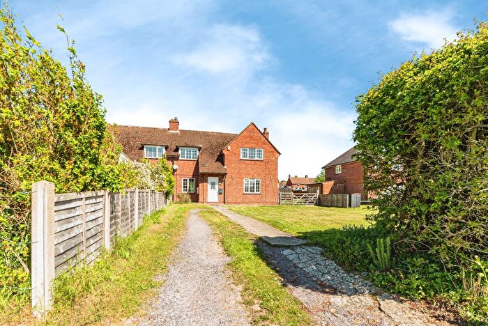 3 Bedroom Semi-Detached House For Sale In Westfield Crescent, Thatcham, RG18