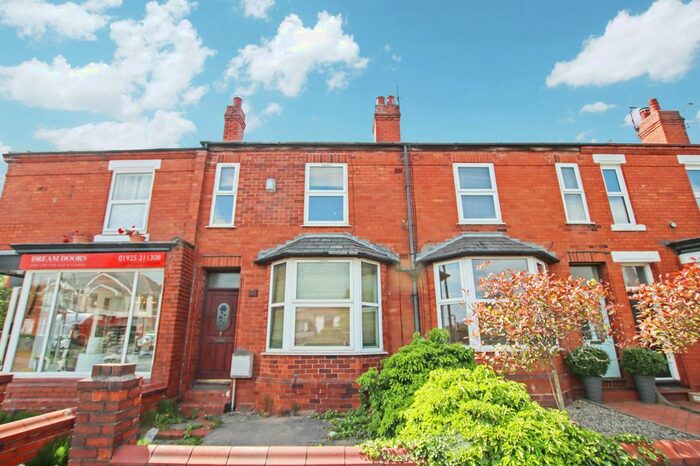 1 Bedroom Flat To Rent In Knutsford Road, Warrington, Cheshire, WA4