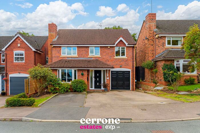 4 Bedroom Detached House For Sale In Ettingley Close, Wirehill, Redditch, B98